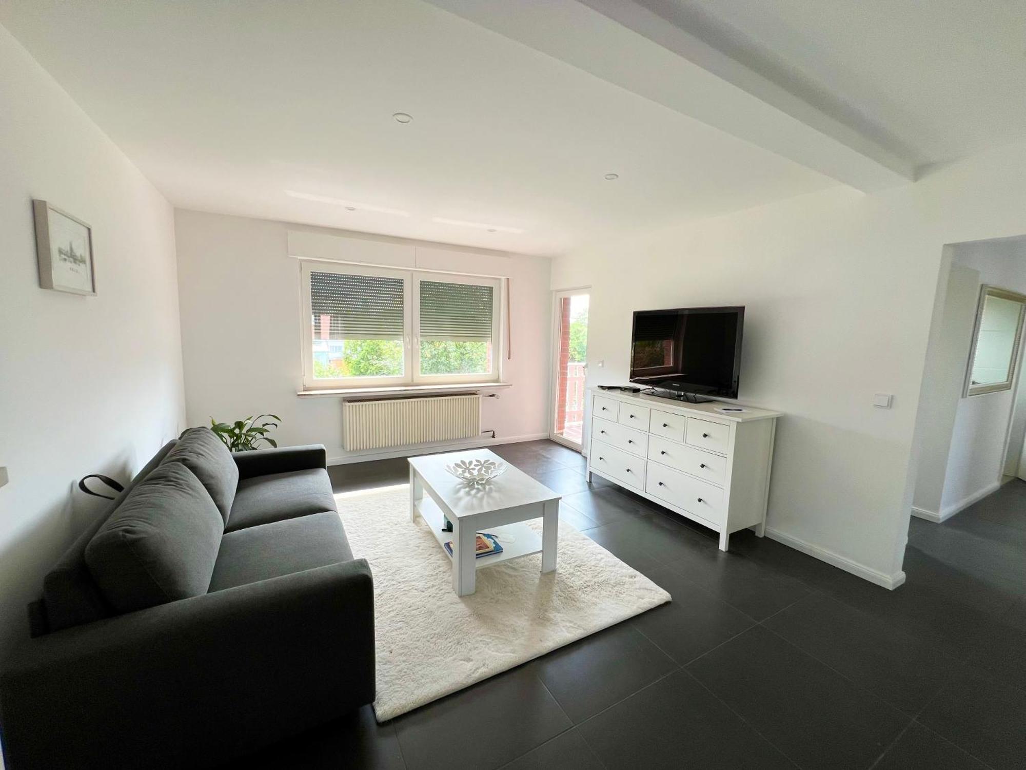 Elegante Apartment In Erftstadt Mit Balkon, Zentral, Bahnhof Nah, Phantasialand Bruehl Bei Cologne Bagian luar foto