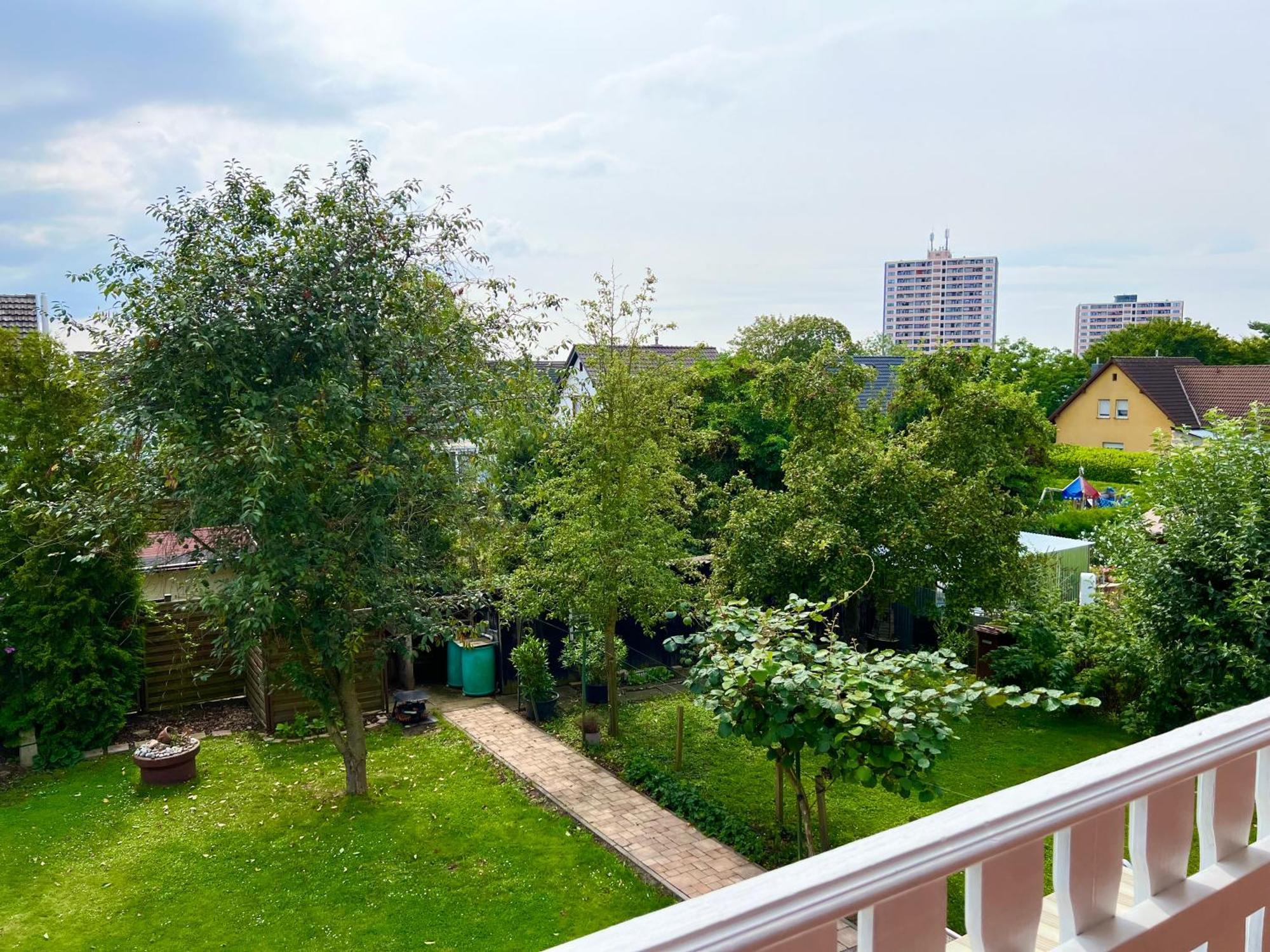 Elegante Apartment In Erftstadt Mit Balkon, Zentral, Bahnhof Nah, Phantasialand Bruehl Bei Cologne Bagian luar foto