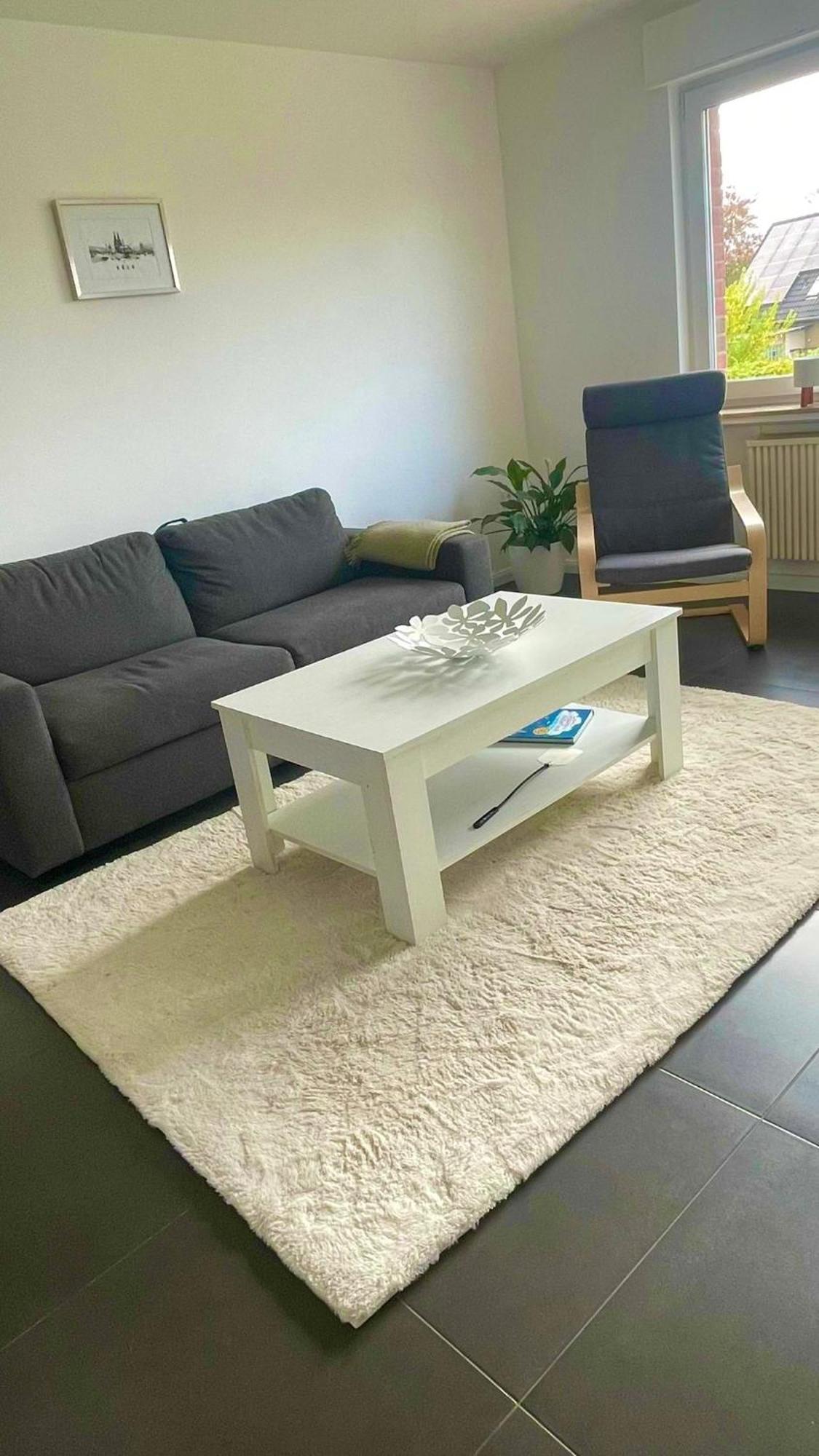 Elegante Apartment In Erftstadt Mit Balkon, Zentral, Bahnhof Nah, Phantasialand Bruehl Bei Cologne Bagian luar foto